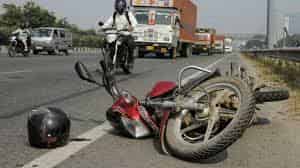 मोटरसाइकल दुर्घटनामा १ को मृत्यु, १ घाईते