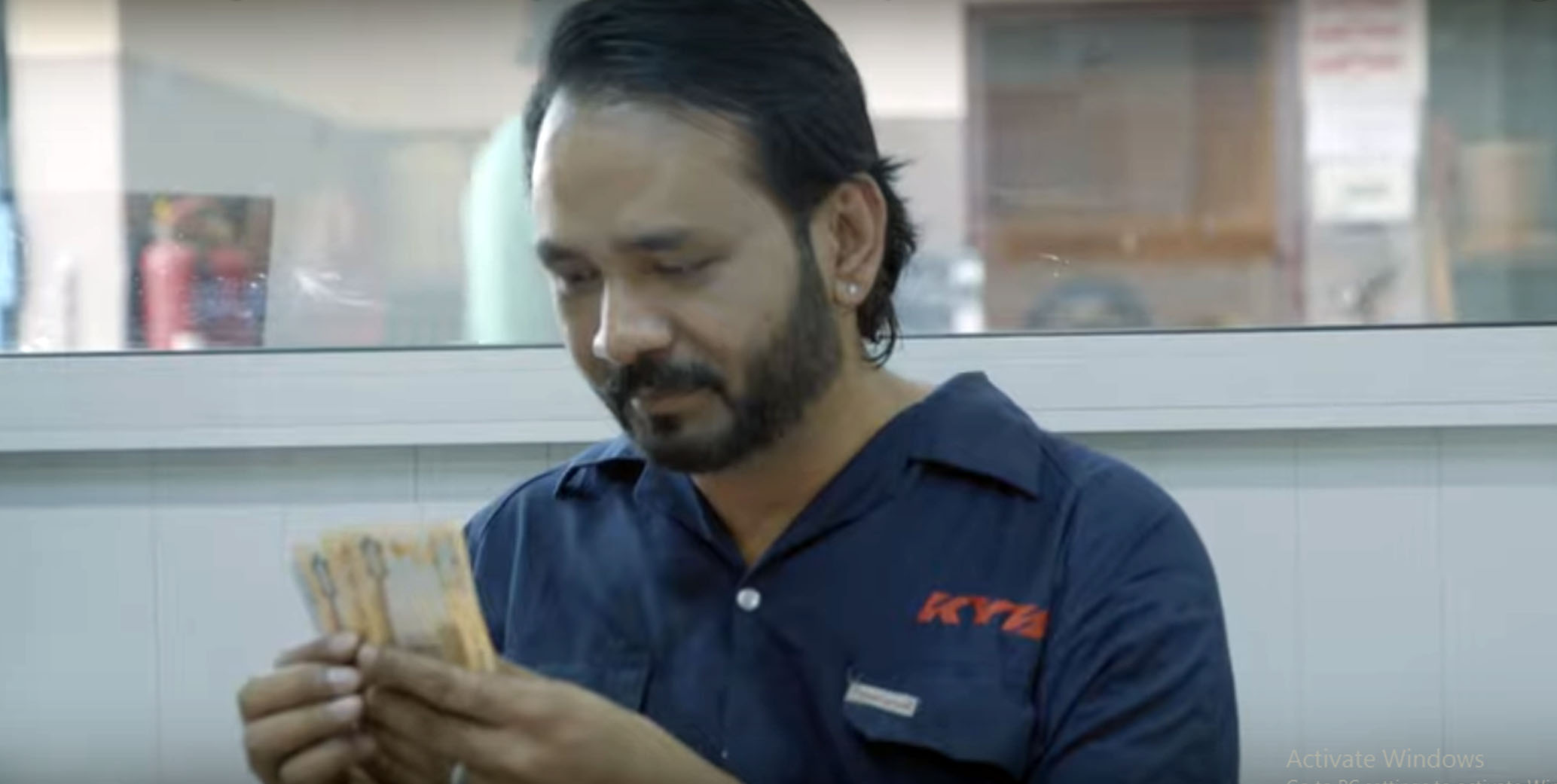 अनिलको ‘निन्द्रा नै लाग्दैन..’ सार्वजानिक (भिडियो)