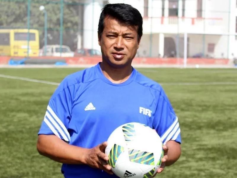 फुटबल टिमका मुख्य प्रशिक्षक चेतनारायणले दिए राजीनामा