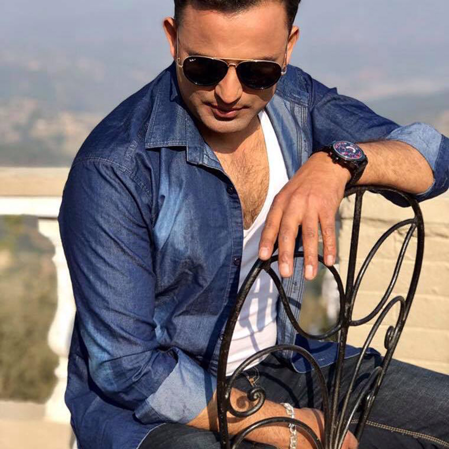 कलाकारितामा मिलनको रफ्तार