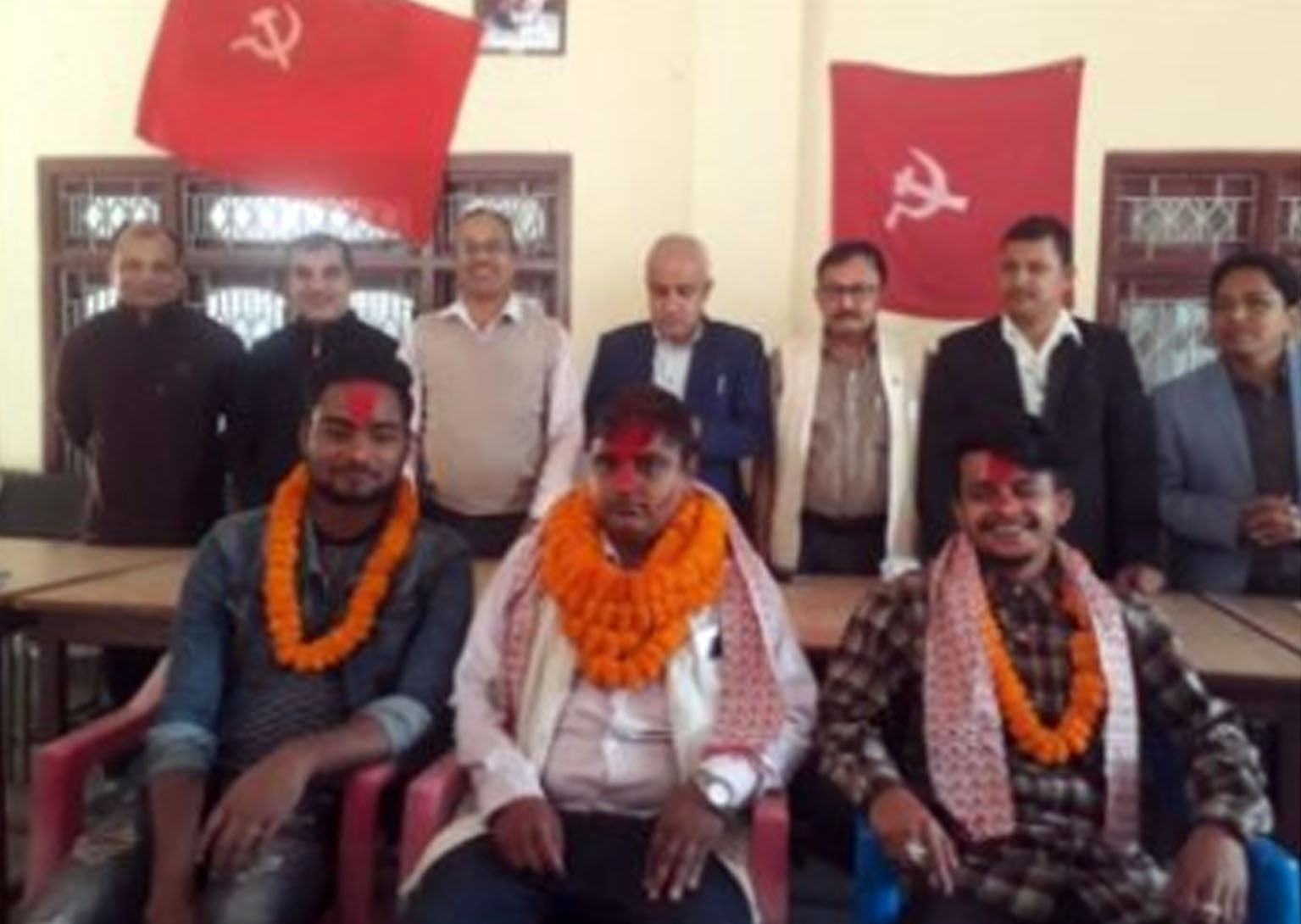 जिल्ला सेक्रेटरी सहित तीन जना नेकपामा प्रवेश