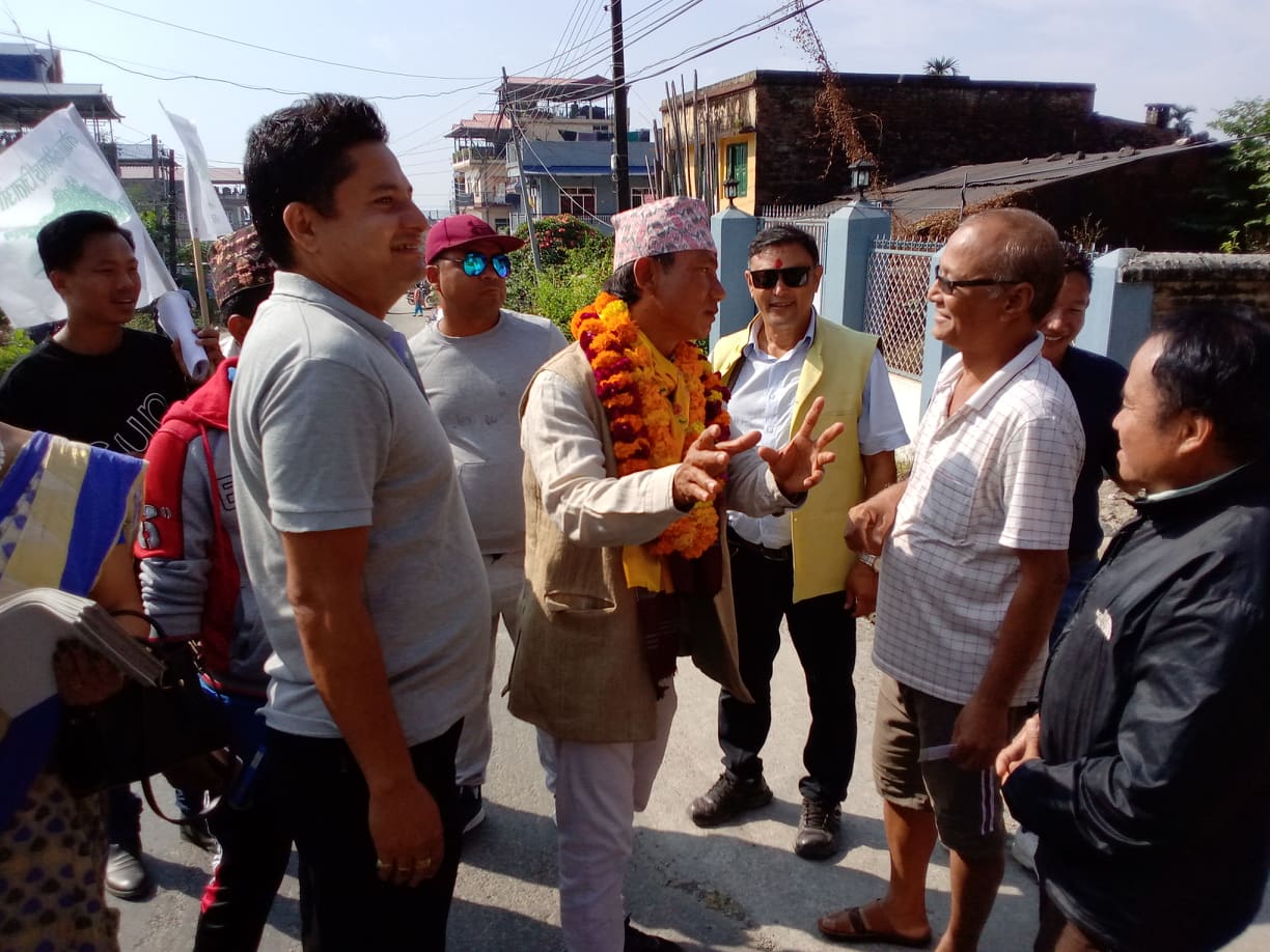 मत माग्दै समस्या सुन्दै तिलक राई