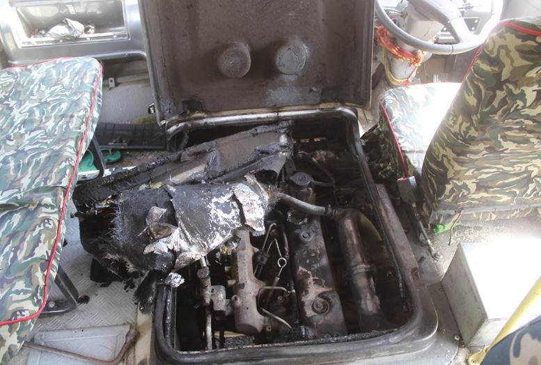 धरानबाट आउँदै गरेको यात्रुवाह बसमा आगलागी