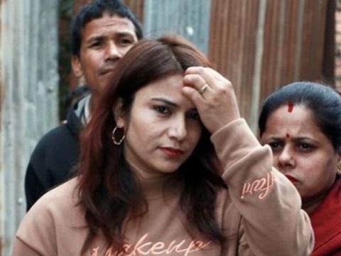 घर फर्किन प्रम ओलीकी मृगौलादाता संग्रौला