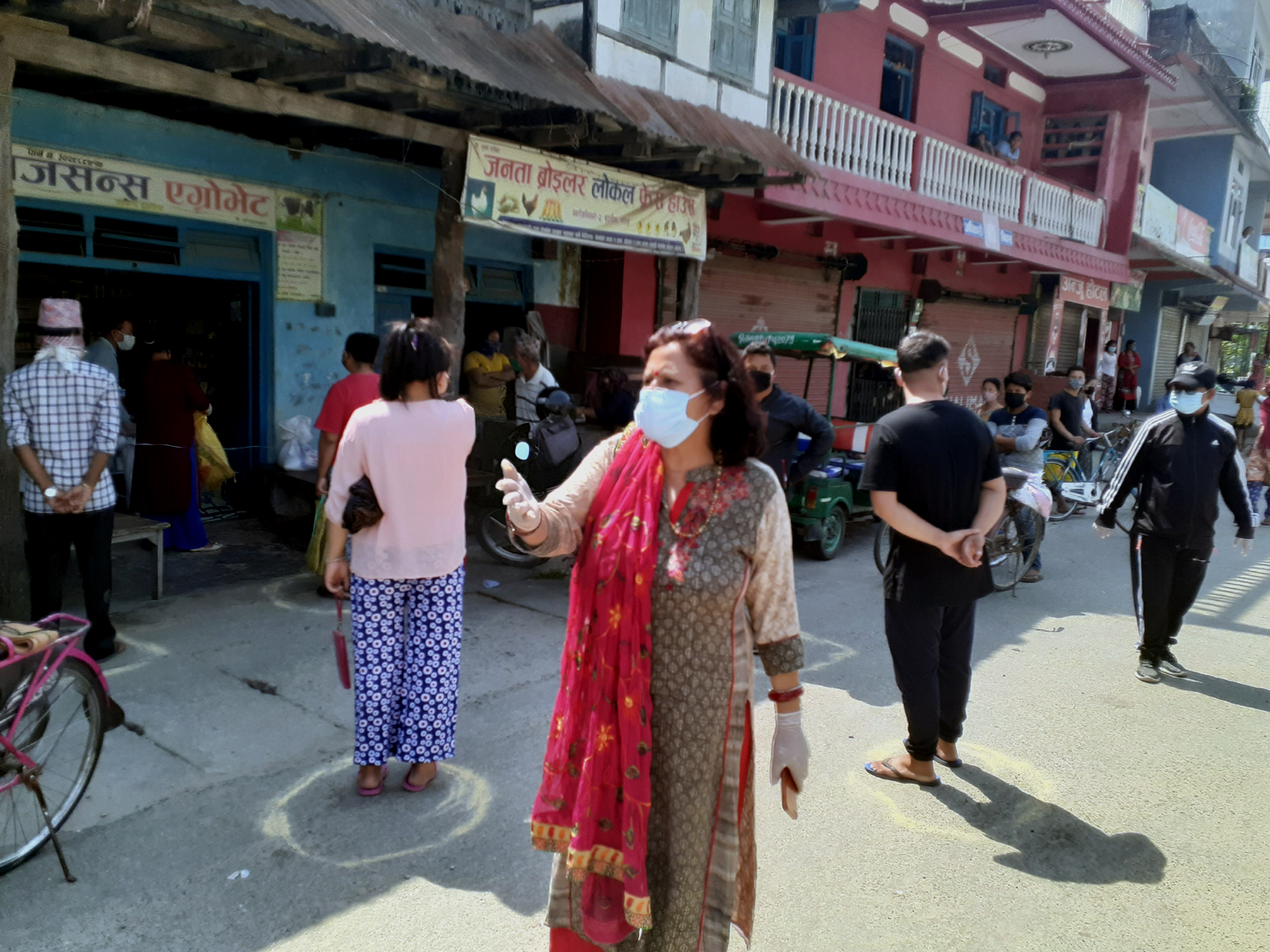घरमै बस्न अनुरोध गर्दै नगरको अनुगमन जारी