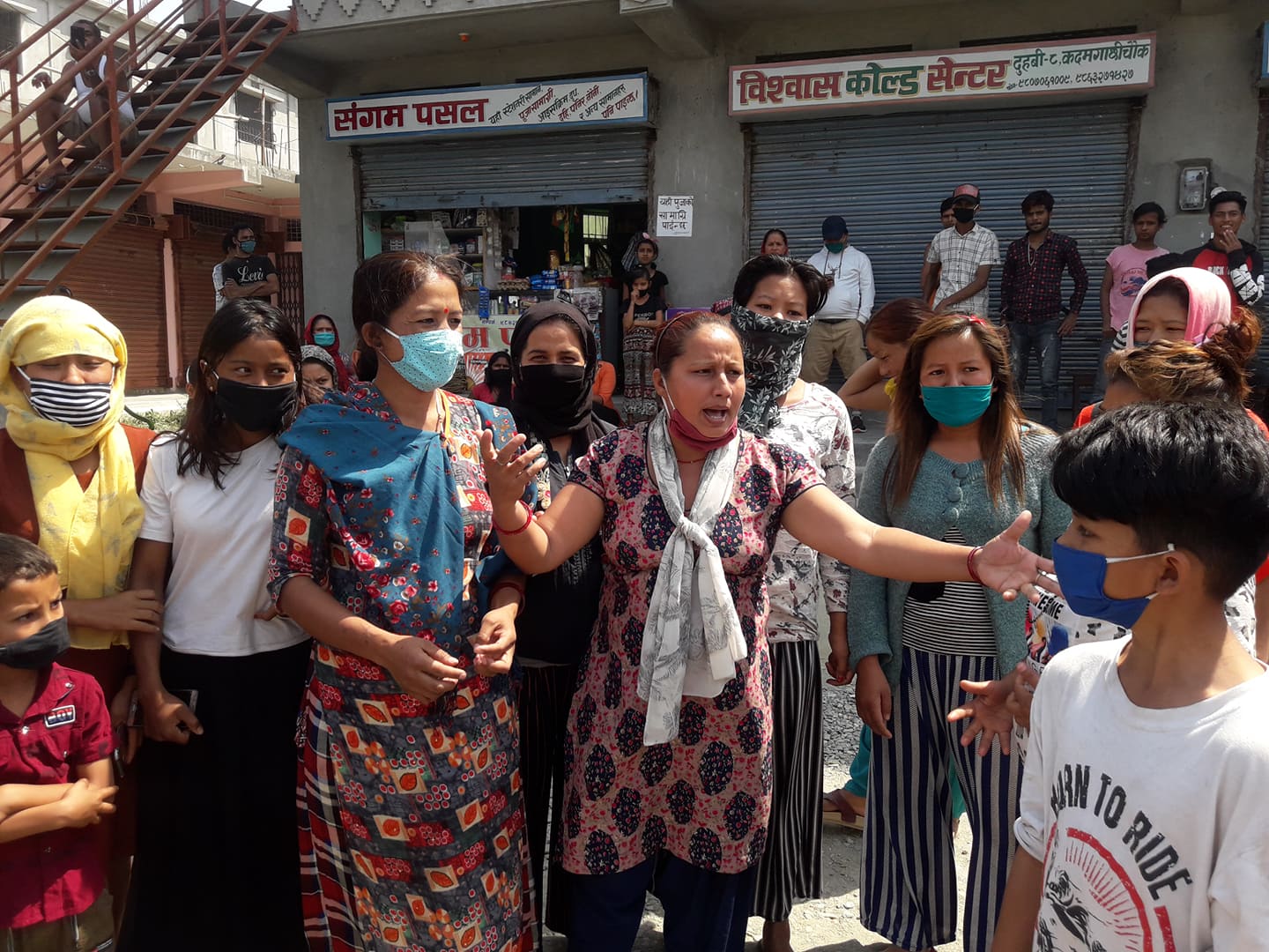 दुहवीमा भाडामा बस्नेले सरकारी राहत नपाएपछि…