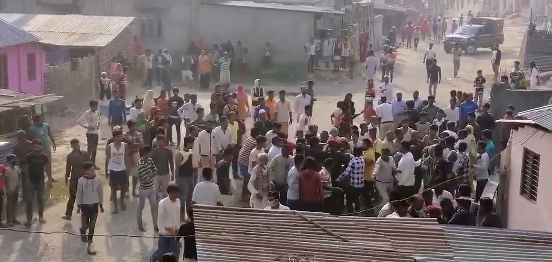राहत वितरणमा अनियमितता भएको भन्दै झडप, प्रहरीसहित दर्जन बढी घाइते