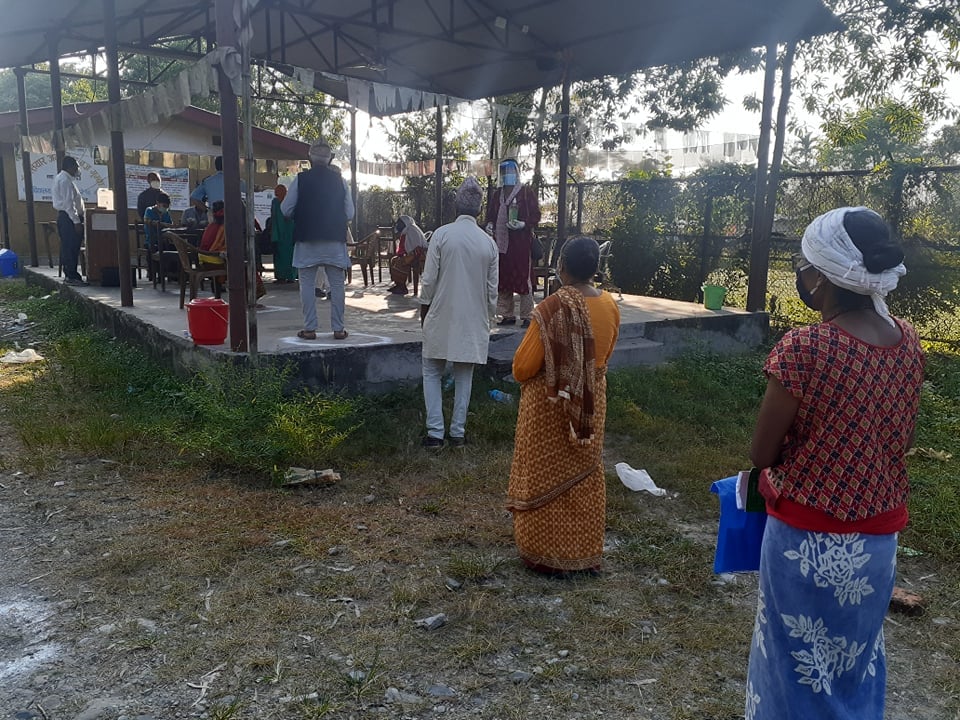 संक्रमण अवस्थालाई ख्यालमा राखी १० नम्बर वडामा सामाजिक सुरक्षा भत्ता वितरण