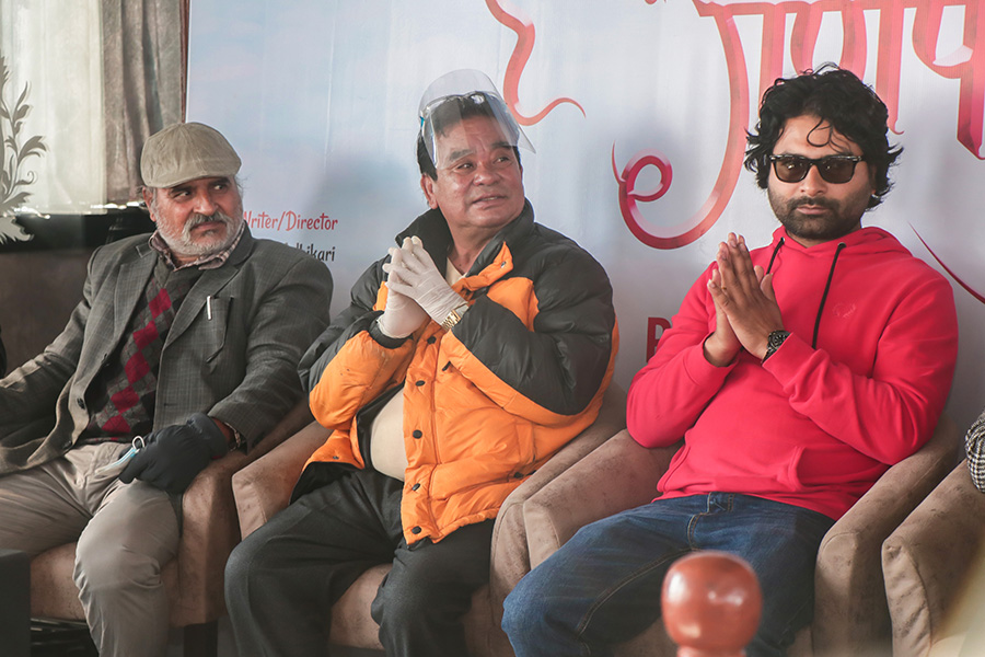 मुकुन र मेनुकाको ‘गणपति’ घोषणा