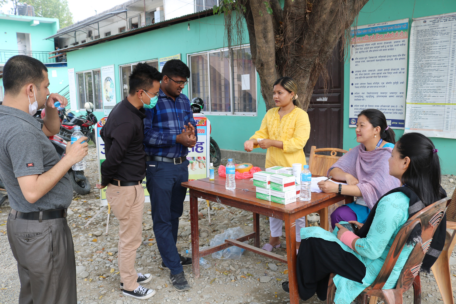 हात्तीपाइले रोग विरुद्धको आम औषधि सेवन कार्यक्रमको उद्घाटन