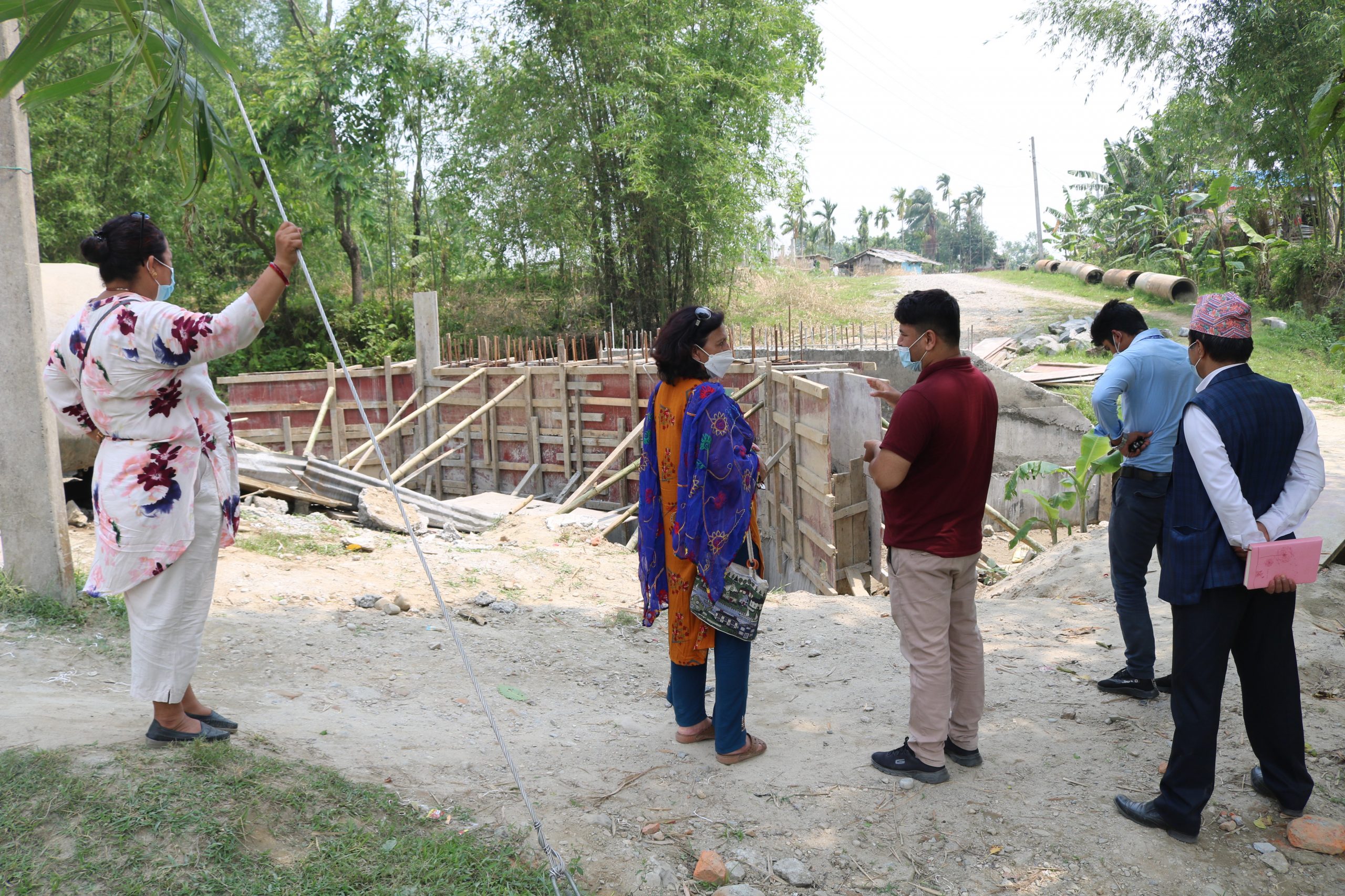 निर्माणाधिन भौतिक निर्माणका योजनाहरुको अनुगमन् कार्य जारी