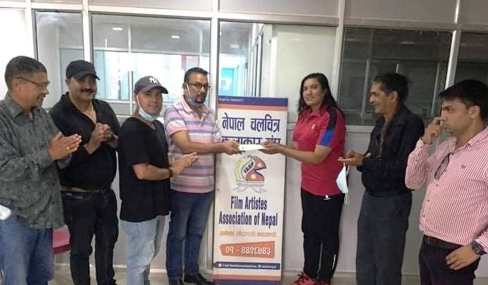 कलाकार तथा रेस्लर खड्कालाई कलाकार संघको सहयोग
