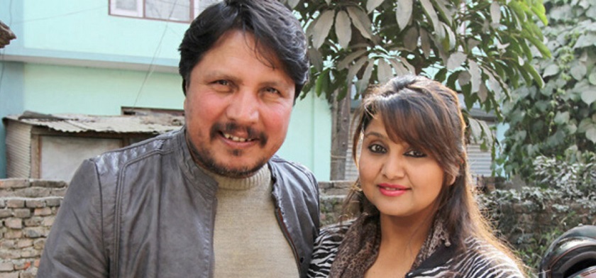 बानेश्वरमा हल निर्माण गर्दै दीपक र दीपा