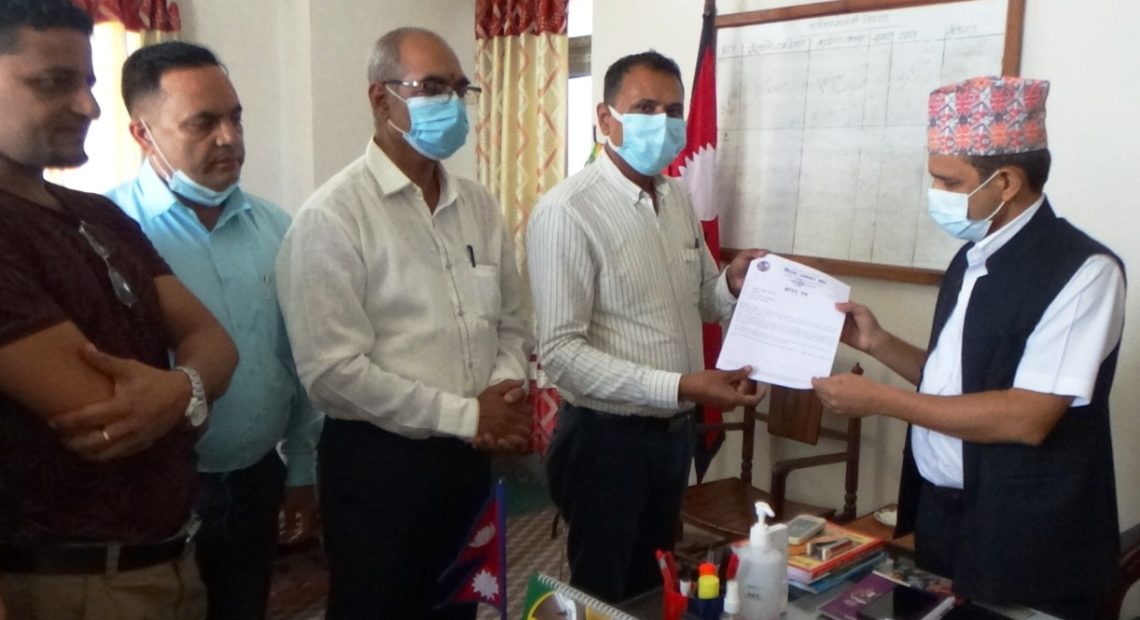 उद्योगीहरुद्वारा कर्जाको ब्याजदर घटाउन माग
