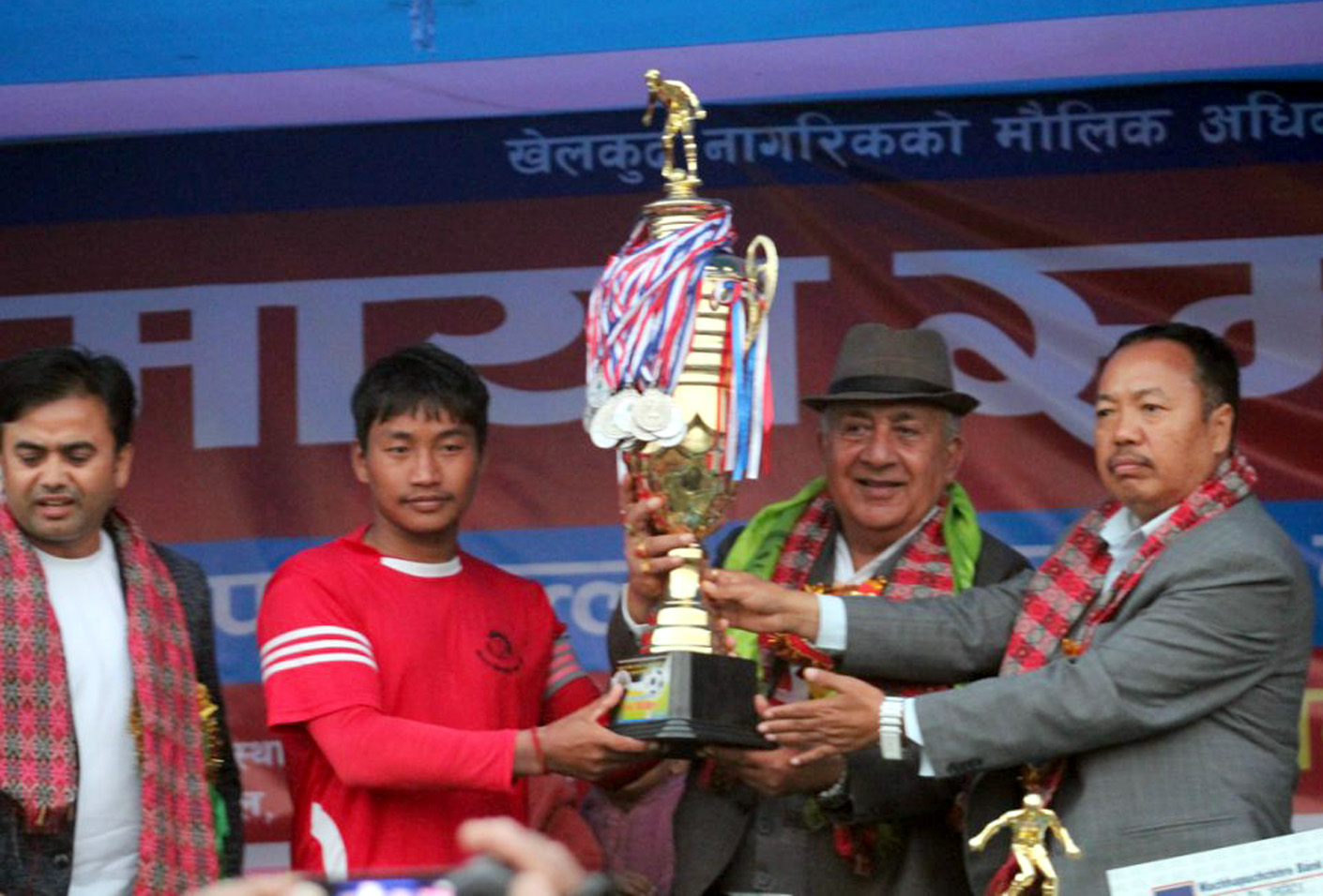दिलमाया स्मृति कपको उपाधि शिवसताक्षी ११ लाई