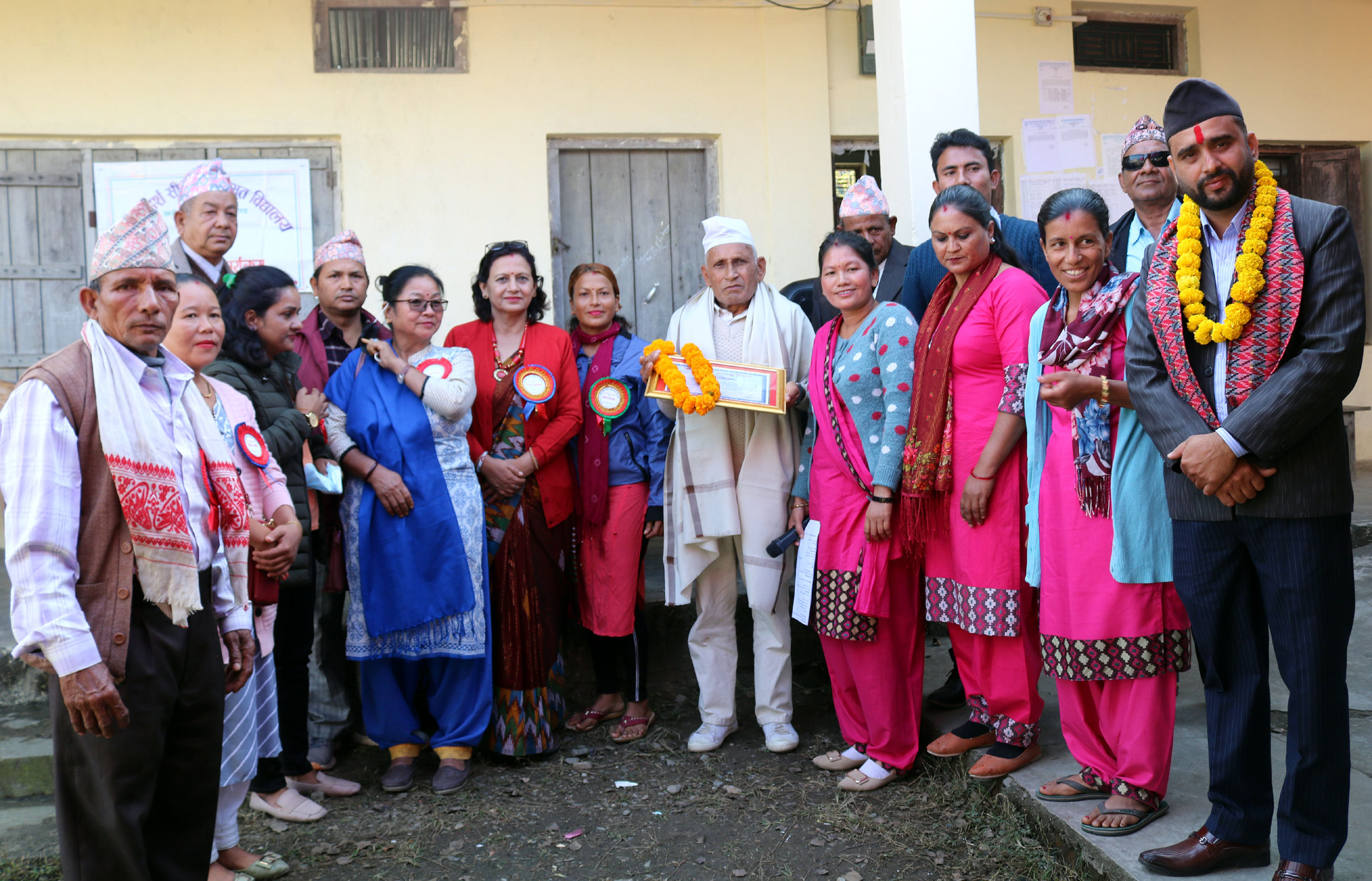 सीता आदर्श विद्यालयमा शिक्षक स्वागत, विदाई र सम्मान कार्यक्रम