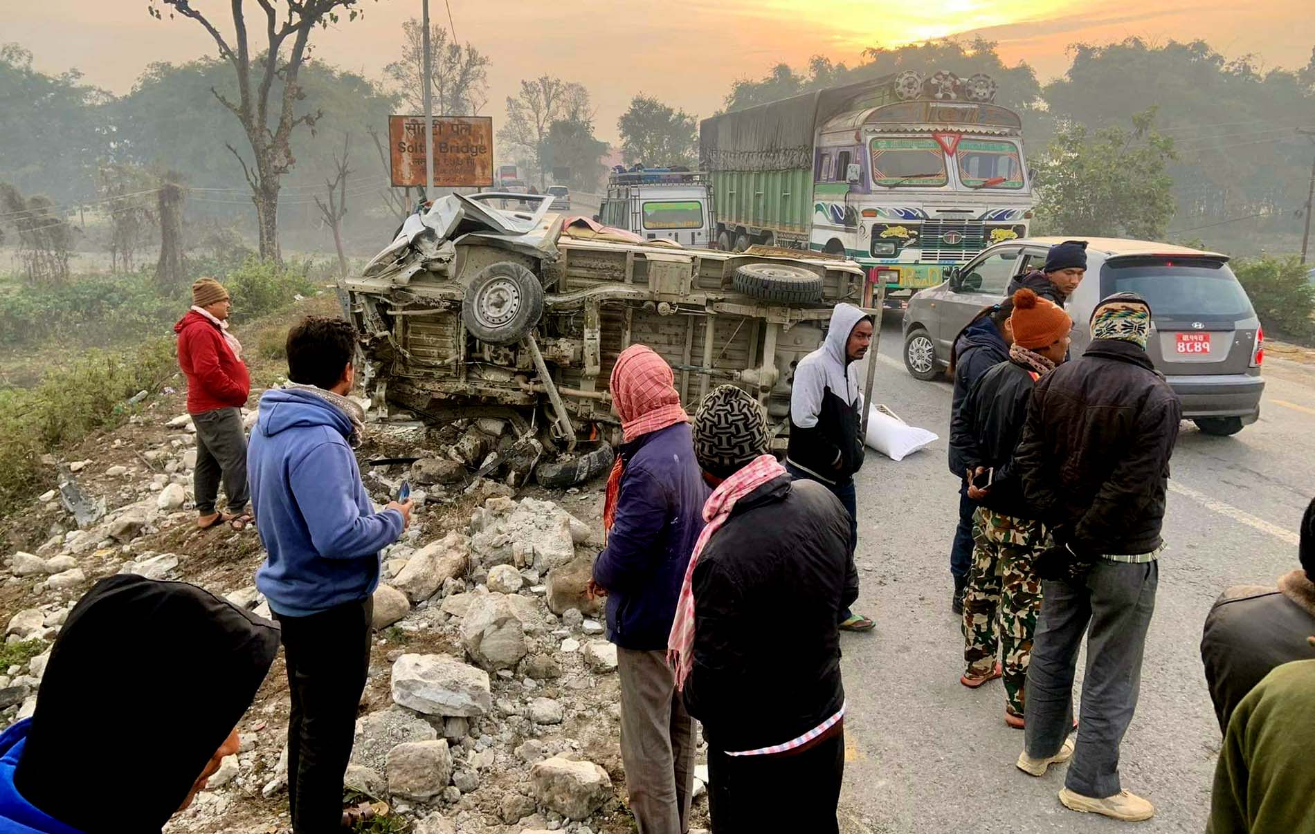 म्याजिक भेन दुर्घटना हुँदा ३ जना घाईते
