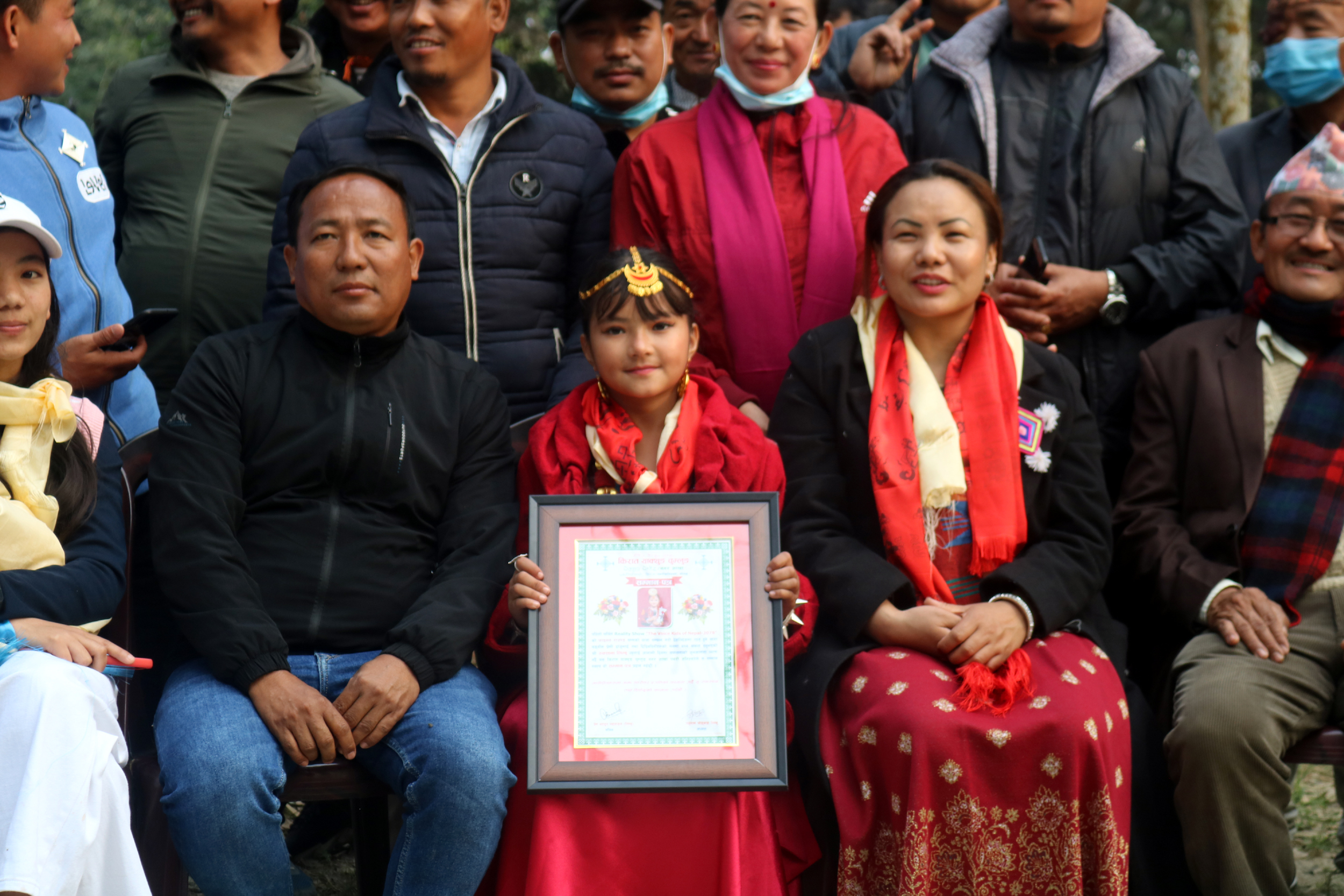 पथरीमा भ्वाइसका फाइनलिष्ट रुक्सानालाई सम्मान