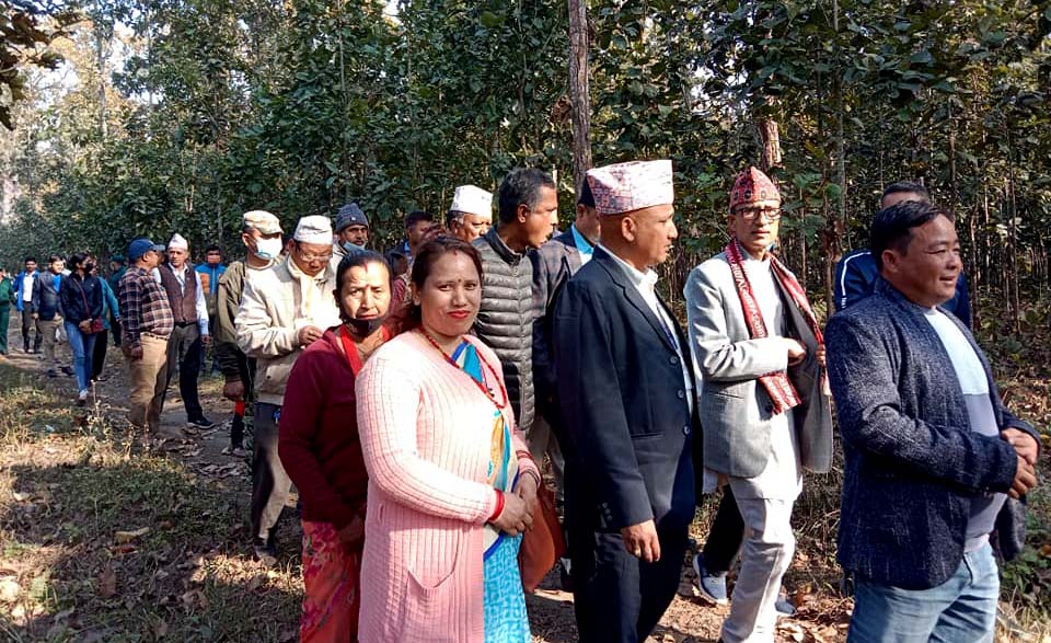 वैज्ञानिक वन व्यवस्थापन कार्यविधि खुलाउन पहल गर्ने मन्त्री थापाको प्रतिबद्धता