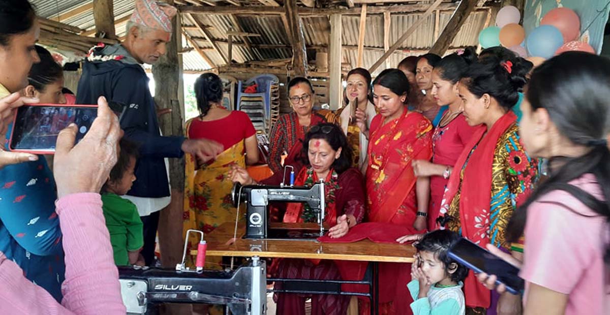 कोठेबारी महिला समूहद्वारा सिलाई कटाई तालिम