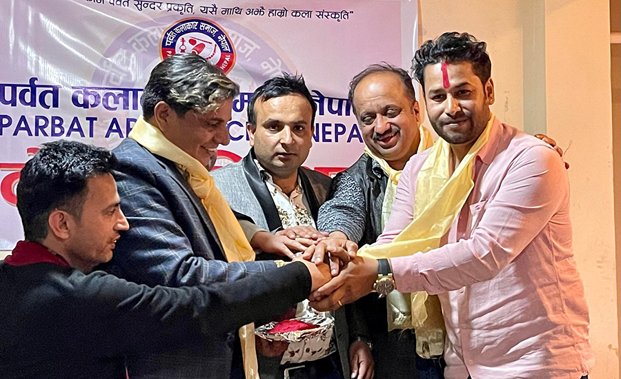 गायक कुलेन्द्र विश्वकर्मा पर्वत कलाकार समाजको अध्यक्षमा चयन