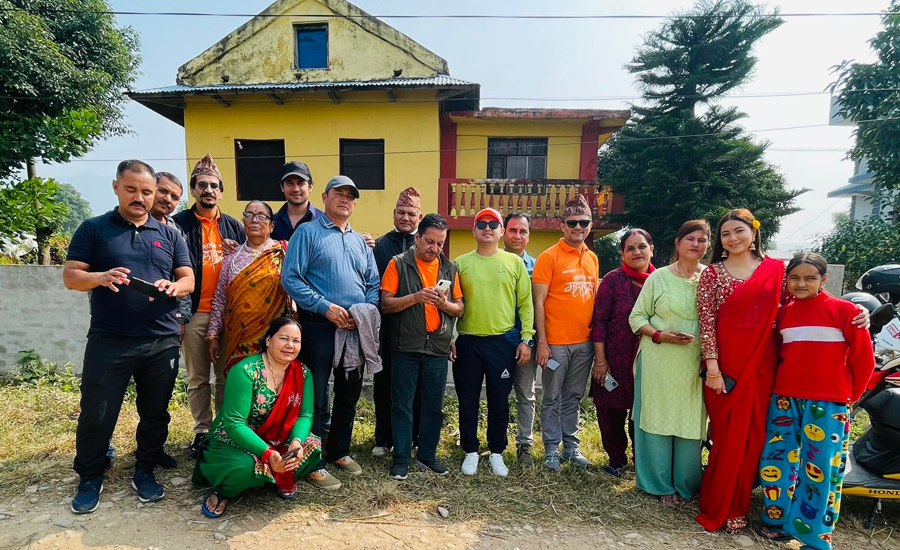 ‘महापुरुष’का डेब्यु हिरो अरुण क्षेत्रीलाई जन्मघरमा आतसबाजीसहित स्वागत