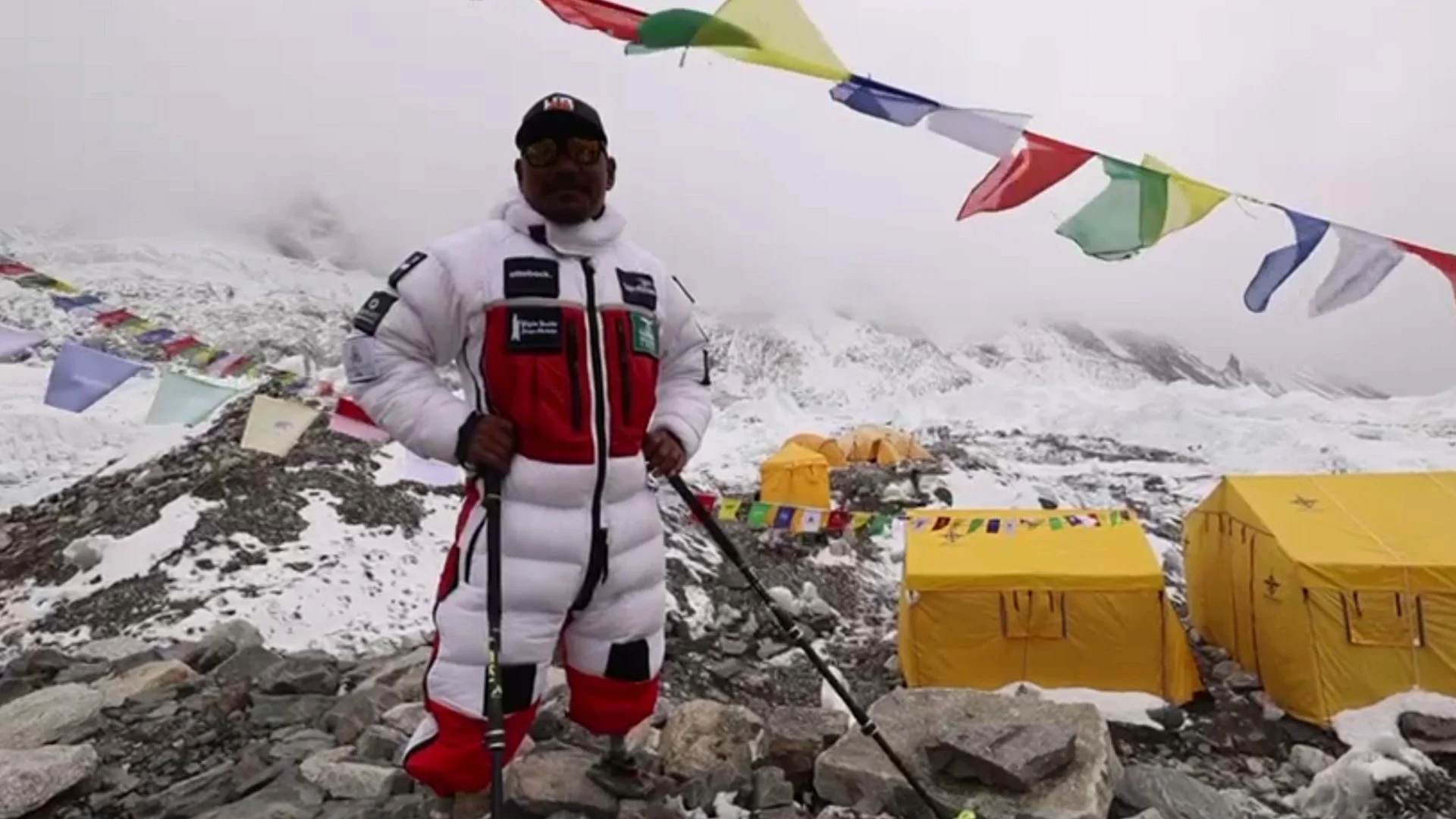 दुवै खुट्टा नभएका बुढामगरले गरे दोस्रो पटक मेरा पिक आरोहण