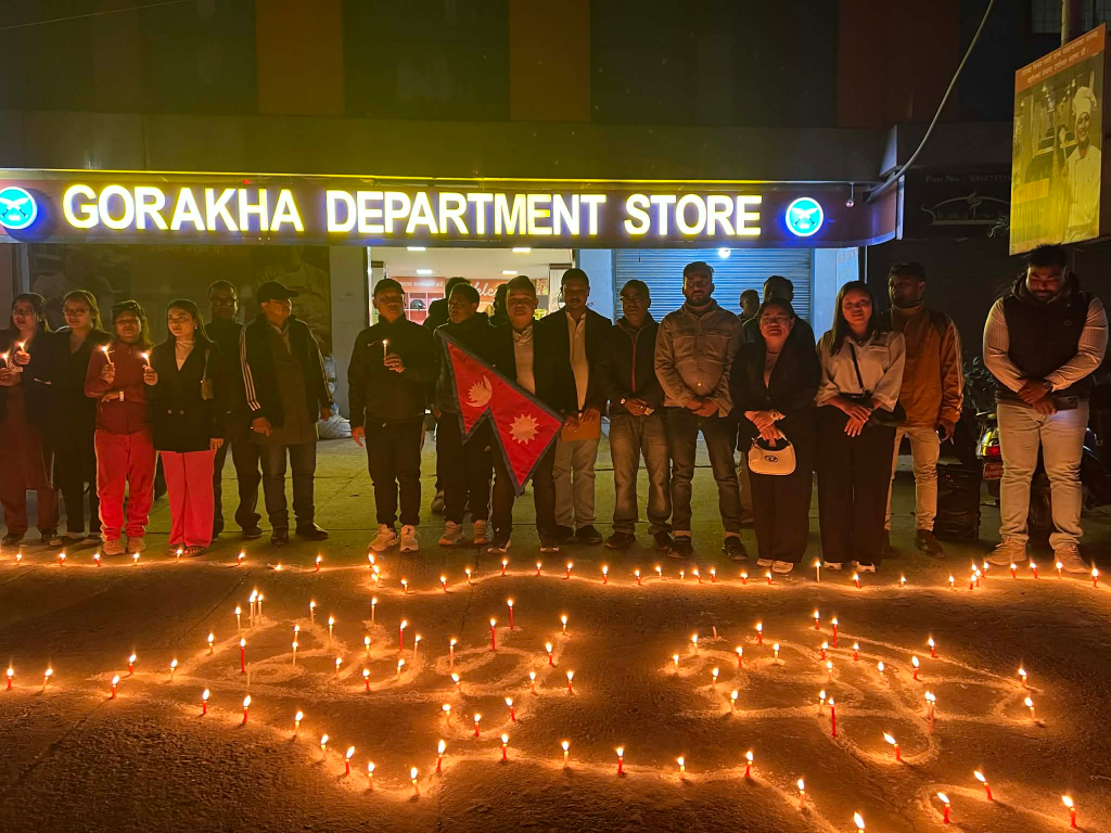 पथरी जेसीजद्वारा सहिद स्मृतिमा दिप प्रज्वलन